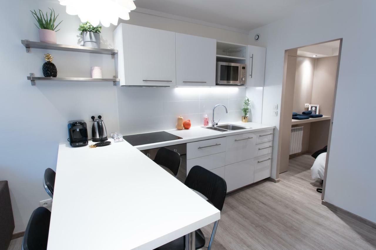Appartement au pied de la cathédrale Reims Exterior foto